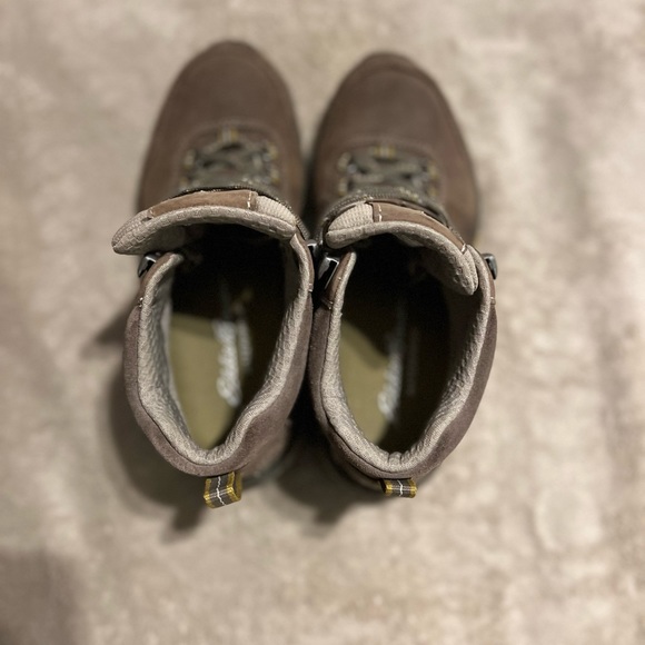 Eddie Bauer Cairn Women’s Boot - Picture 2 of 6